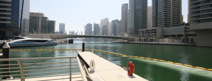Supply and Installation of a silt curtain in the Dubai marina channel