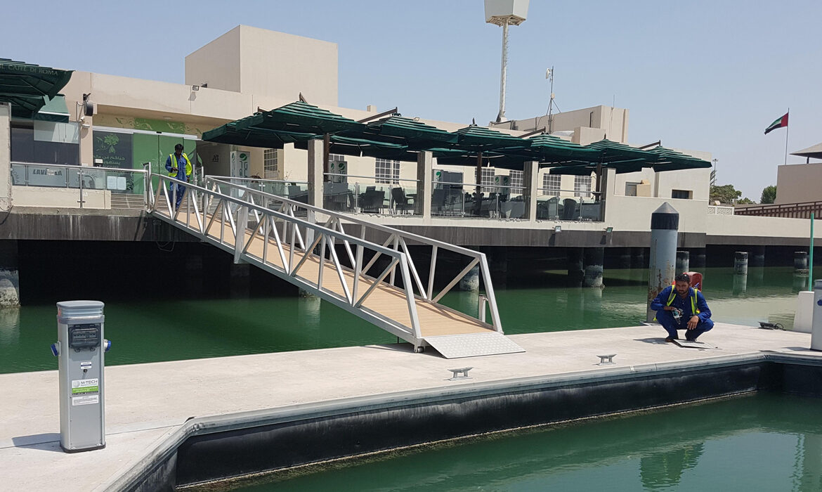 Installation of new service pedestals  at Al Gurm, Abu Dhabi