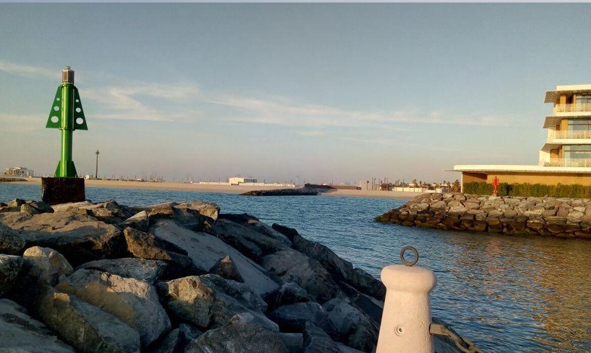 Manufacture and installation of Port and Starboard Fixed Day Marks with Sealite SLC310