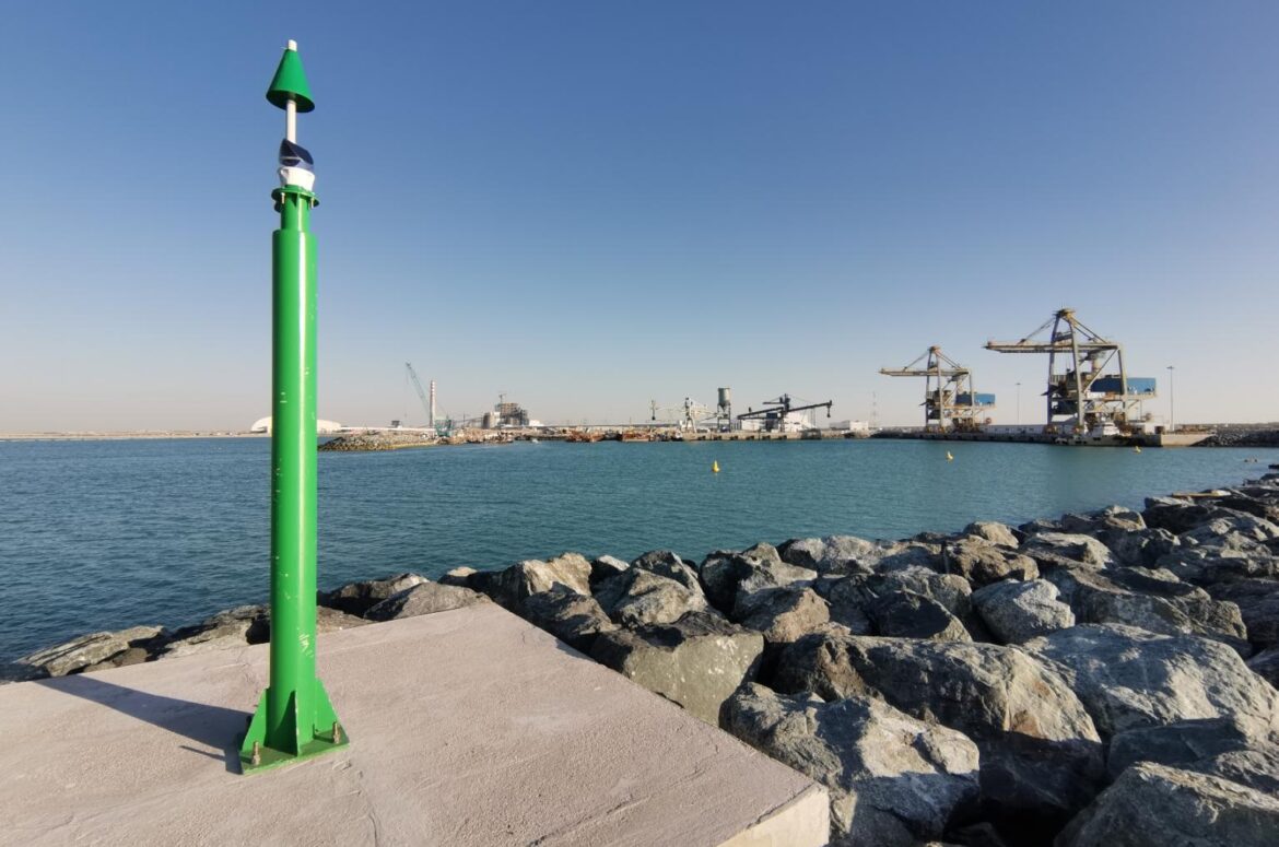 Fixed navigation markers installed at Al Hassyan clean coal power plant in Dubai The navigation marker is fixed with Sealite SL-75 3 to 5nm