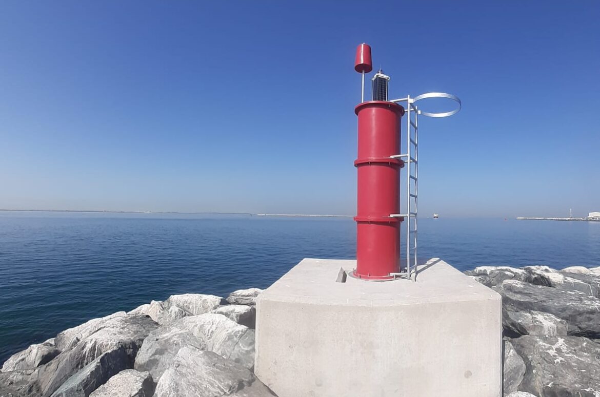 tritonbuoys-fixed-marker-posts-aton-installation